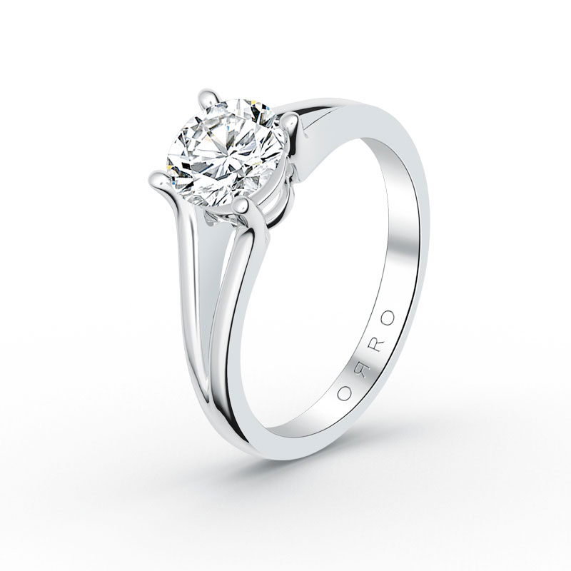 ORRO Extended Prong Solitaire Ring