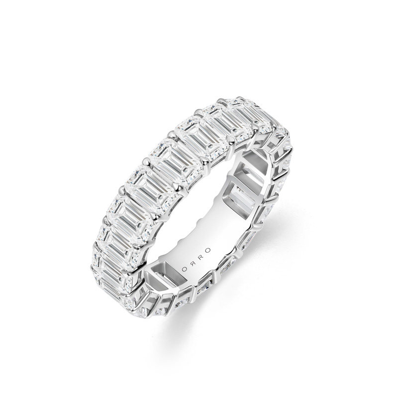 ORRO Ember Emerald Eternity Ring in 18K Rose Gold