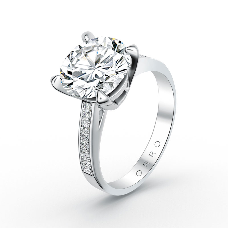 ORRO Paved Four Pronged Solitaire Ring