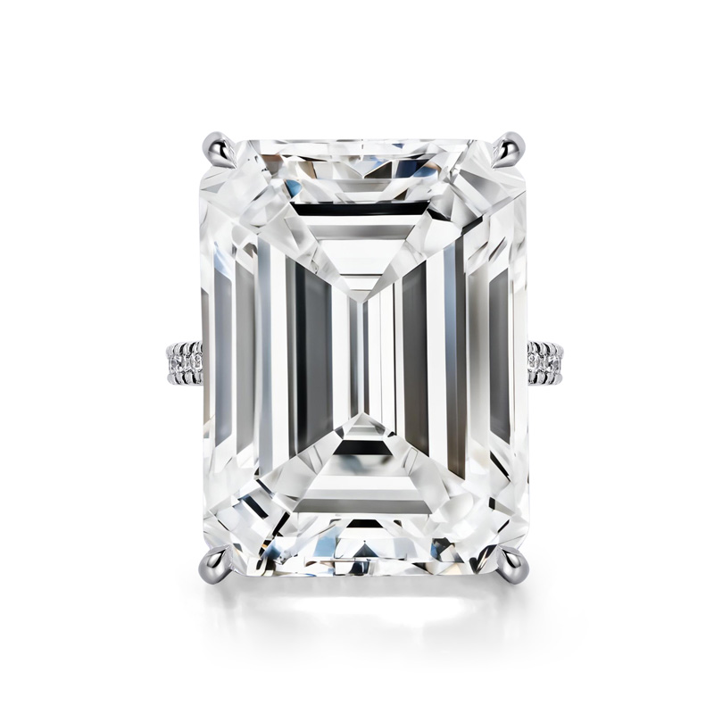 ORRO Litzy Emerald-Cut Ring in 18K Yellow Gold
