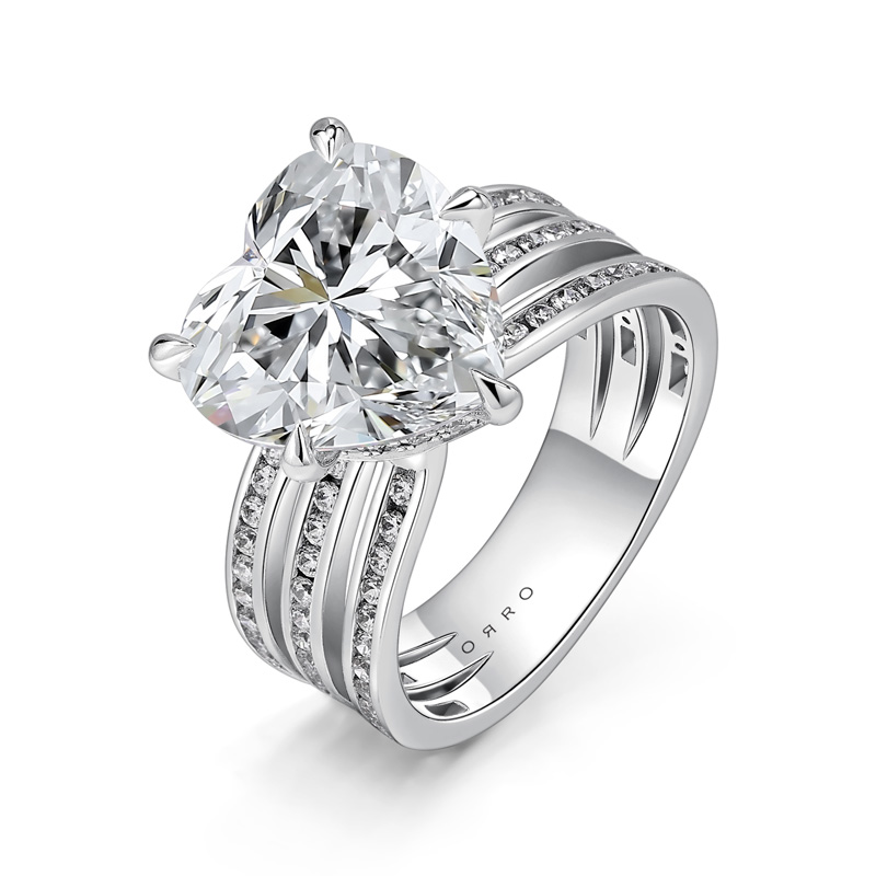 ORRO Isabeau Ring in 18K Yellow Gold