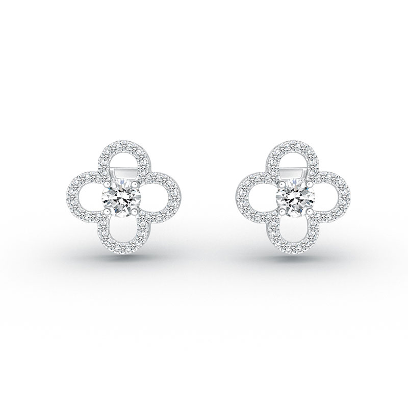 ORRO The Elusive Clover Earrings in 18K Rose Gold