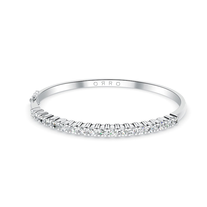 ORRO Simple Encrusted Band in 18K Yellow Gold